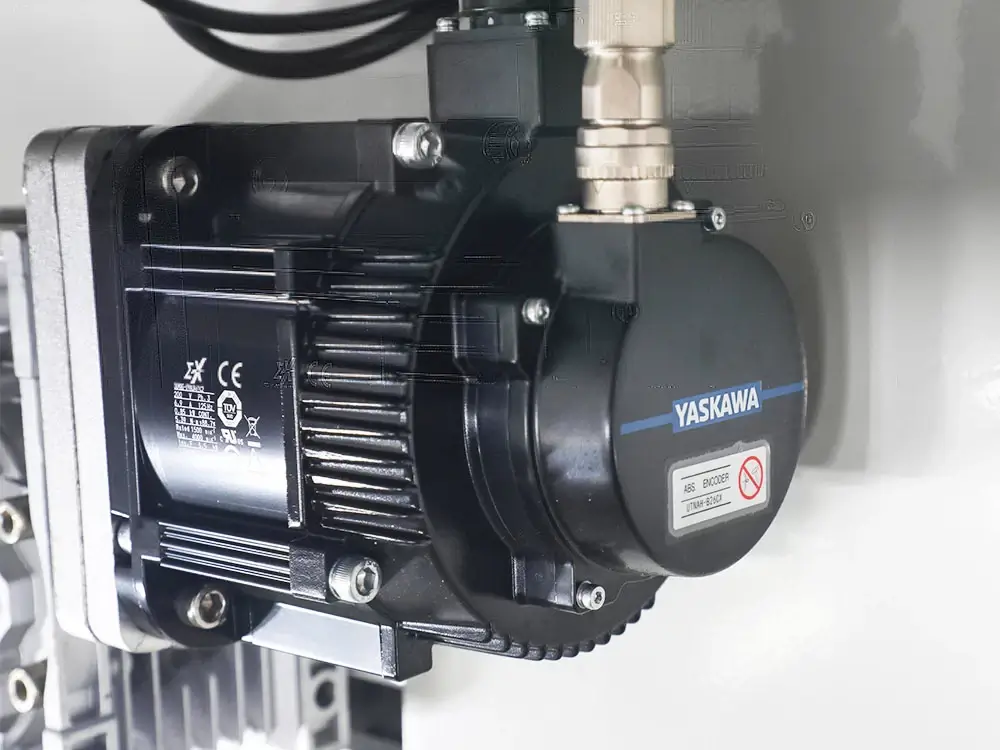 HY-51-62-plastic-thermoforming-machine-details-1000x750-02